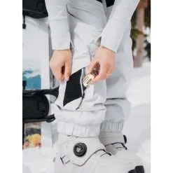 Burton Women's Carbonate Gore-Tex Snowboard Pants 17 Burton Women's Carbonate Gore-Tex Snowboard Pants -Ski Pants Shop 23434100021 9