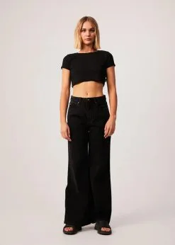 Afends Abbie Hemp Ribbed Cropped T-Shirt 9 Afends Abbie Hemp Ribbed Cropped T-Shirt -Ski Pants Shop AfendsWomensAbbie HempRibbedCroppedT Shirt Black6211 600x b10f2431 6f2d 496b 82da 115a29d8b727