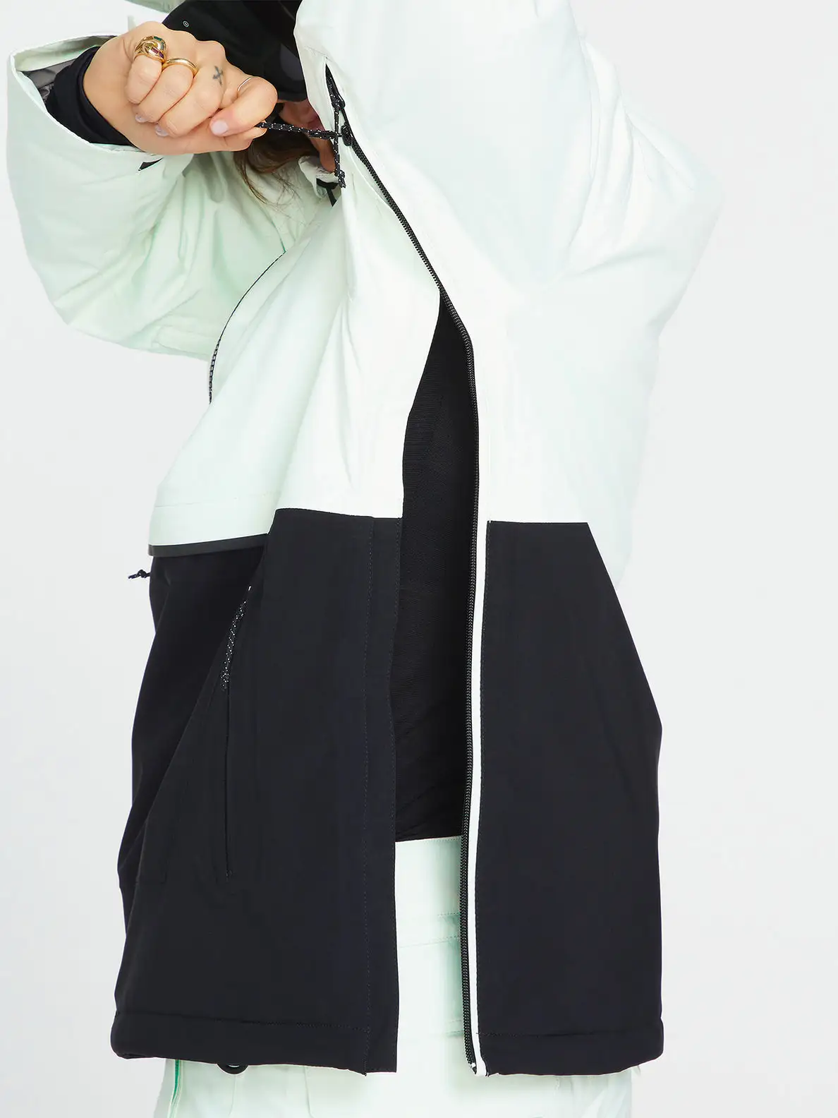 Volcom Womens Fern Insulated Gore-Tex Pullover - Ice Green 9 Volcom Womens Fern Insulated Gore-Tex Pullover - Ice Green - Image 7