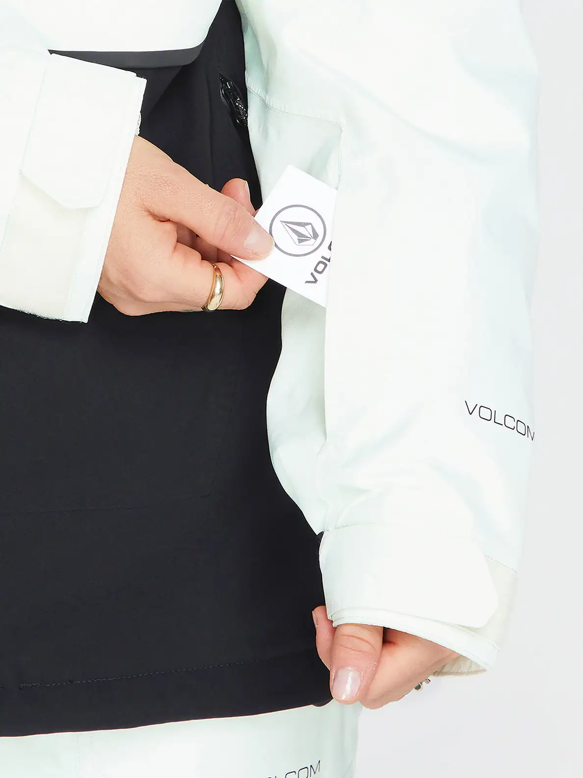 Volcom Womens Fern Insulated Gore-Tex Pullover - Ice Green 12 Volcom Womens Fern Insulated Gore-Tex Pullover - Ice Green - Image 10