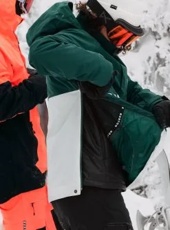 Burton Women's Frostner 2L Anorak Jacket -Ski Pants Shop stout white 7 b4d67418 7695 4f4a 872f b93807b5f391